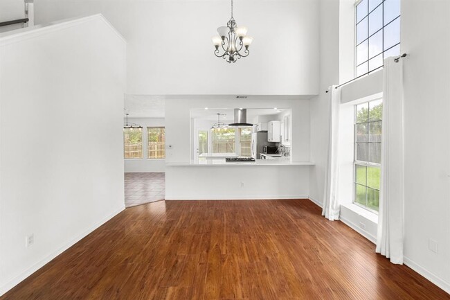 Building Photo - 12701 Tantara Dr