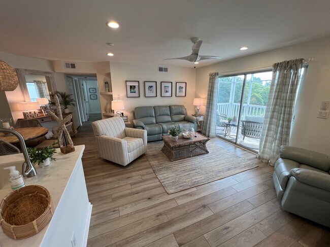 Foto del edificio - 2230 Andover Dr