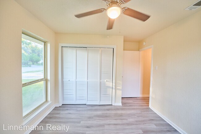 Foto del edificio - 3 br, 2 bath House - 2902 Lawndale