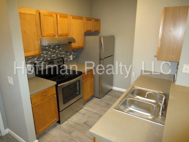 Building Photo - 4207 S Dale Mabry Hwy