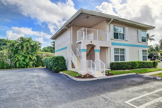 Building Photo - 75 Venetian Dr