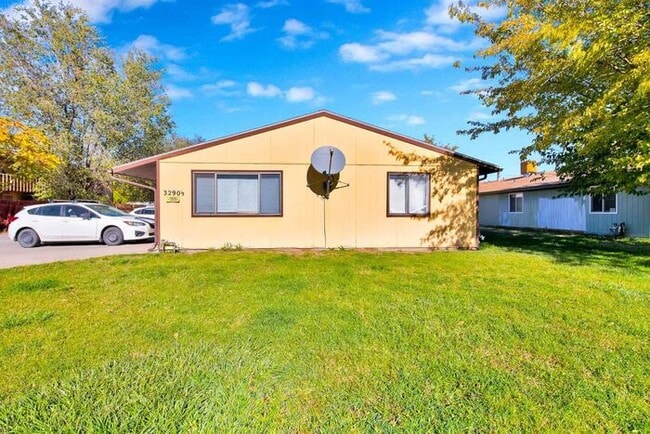 Foto del edificio - Cozy 1-Bedroom Apartment on a Quiet Clifton Street