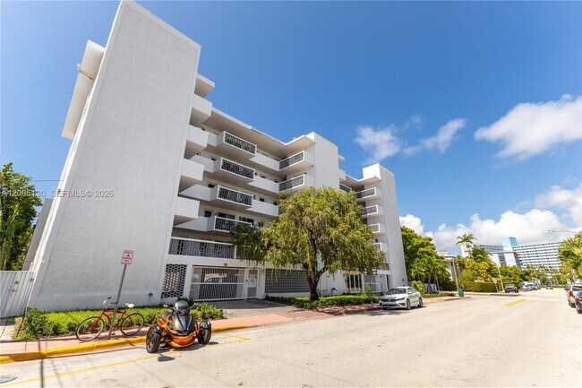 Foto del edificio - 1030 9th St