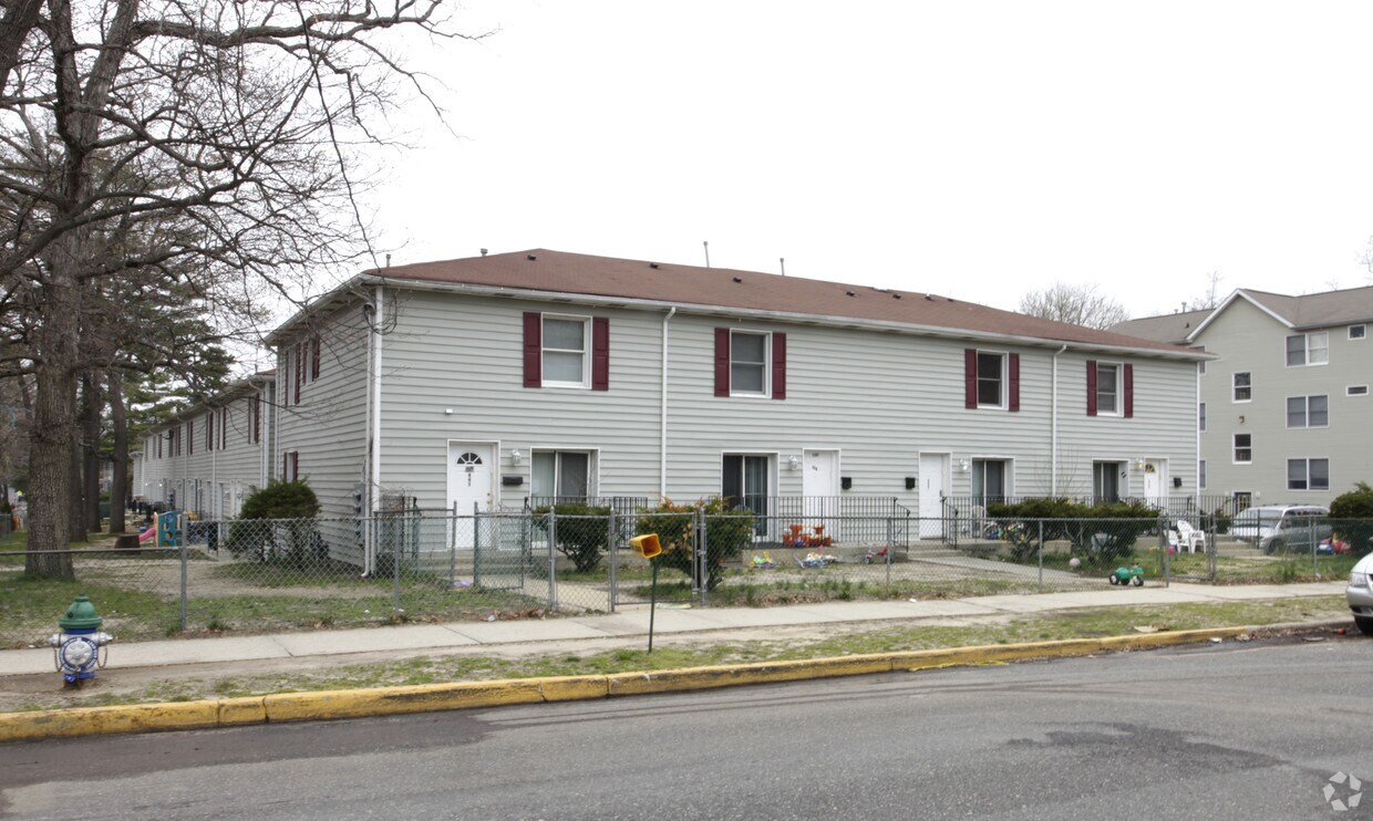 719739 Forest Ave, Lakewood, NJ 08701 Apartments in Lakewood, NJ