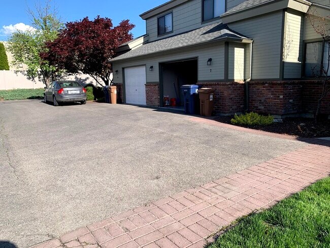 Foto del edificio - 1218 E 30th Ave