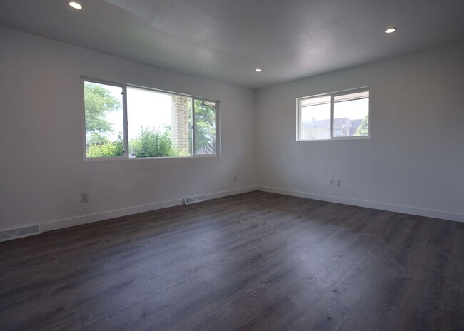 Foto del edificio - Beautiful 3 Bedroom Townhouse in Lakewood, CO
