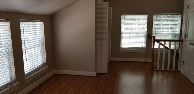 Foto del edificio - 1007 E 39th St