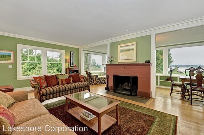 Building Photo - 803 Lake Washington Blvd S