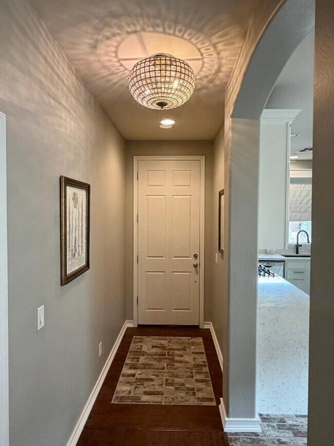 Building Photo - 12767 W Lowden Rd