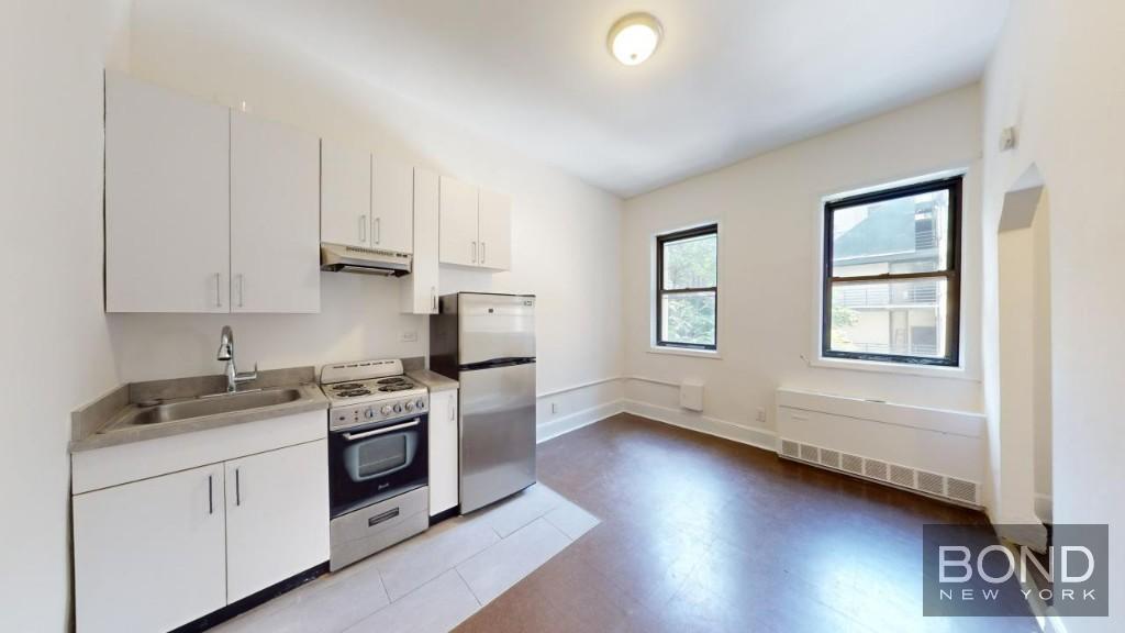Primary Photo - 455 Second Avenue
