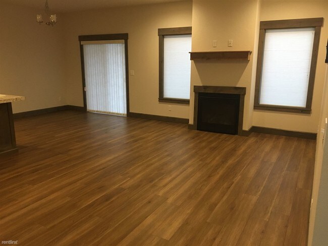 Foto del edificio - 9017 N Stevens St
