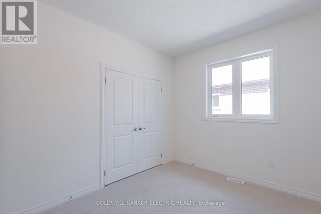 Photo du bâtiment - 53 Hillcroft Wy