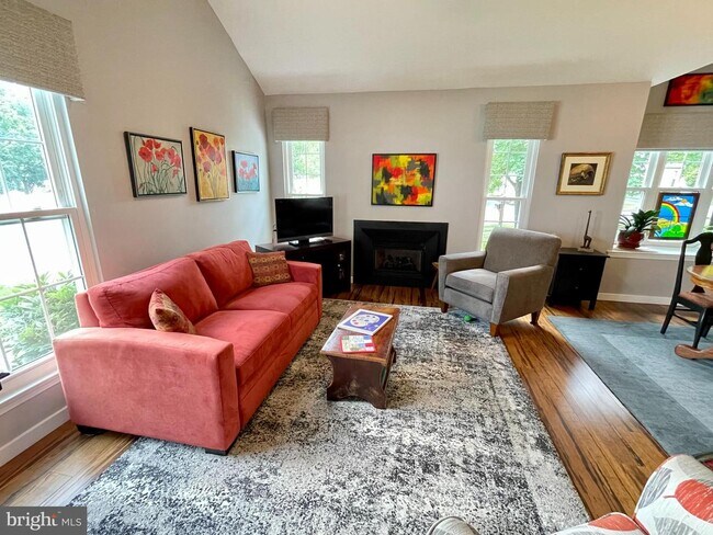 Foto del edificio - 272 Wood Stream Ct