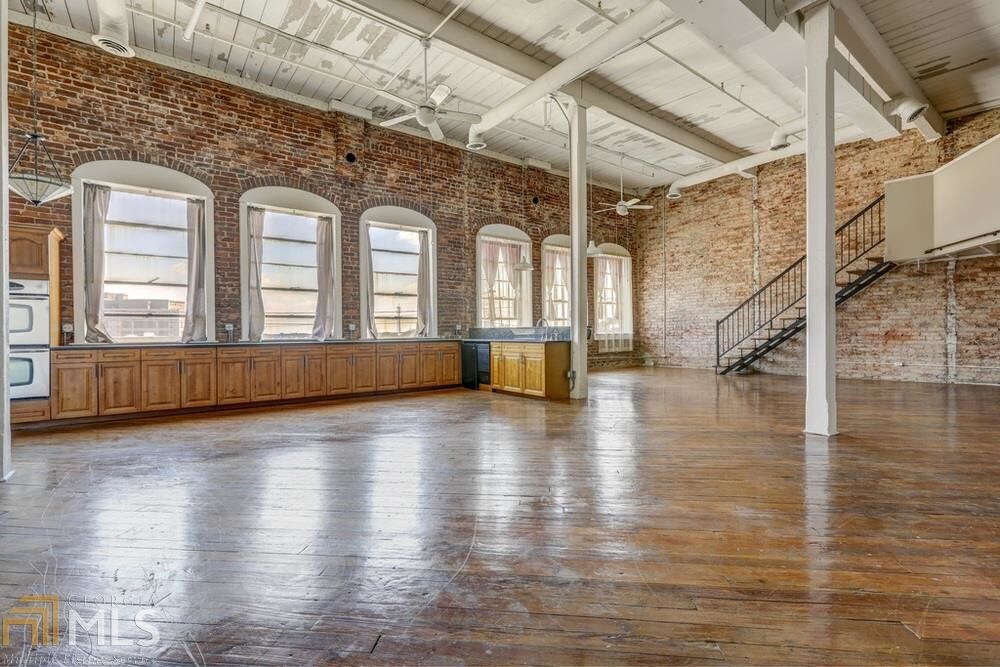 Foto principal - 161 Mangum St SW