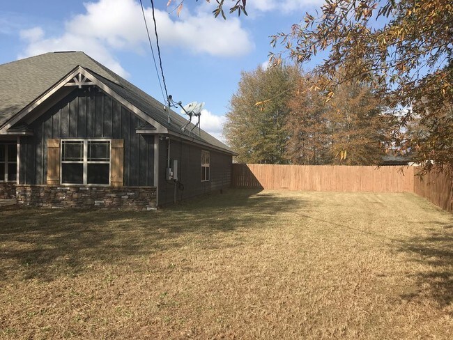 Building Photo - 5 Wheatland Way