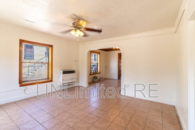 Building Photo - 306 S Humphreys St