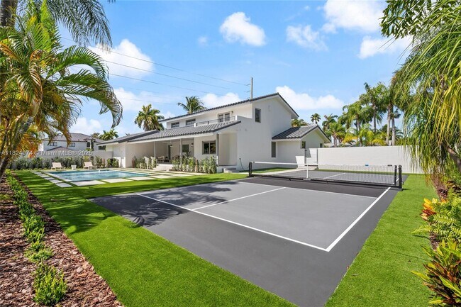 Building Photo - 17745 SW 83rd Ct