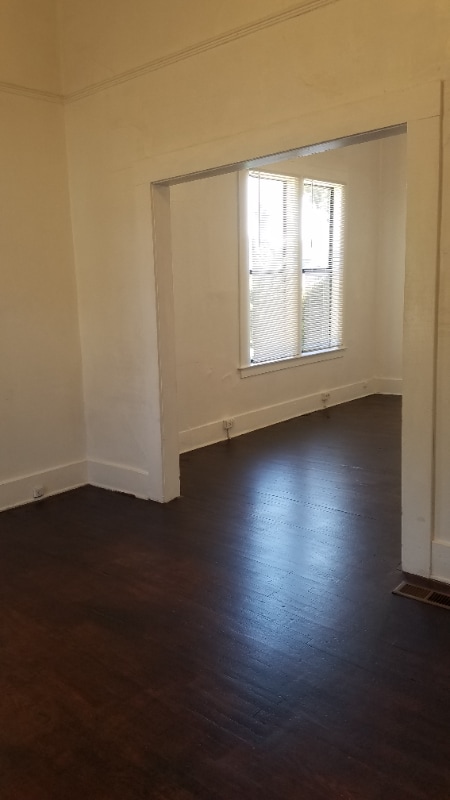 Building Photo - 1541 Osos St