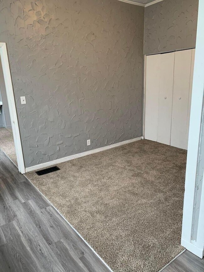 Foto del edificio - 1311 Harriet St