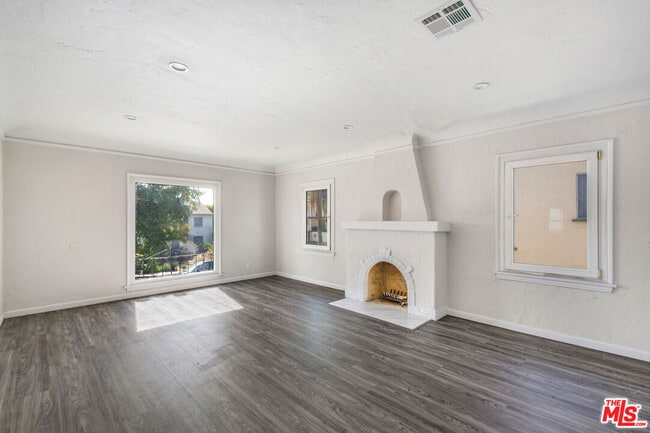 Building Photo - 6089 Horner St