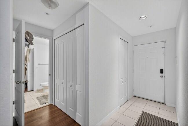 Foto del edificio - 11029 Legacy Blvd