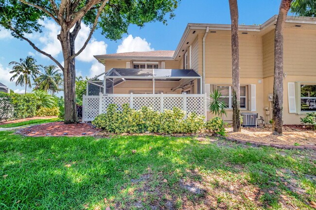 Building Photo - 4404 Roxbury Ct