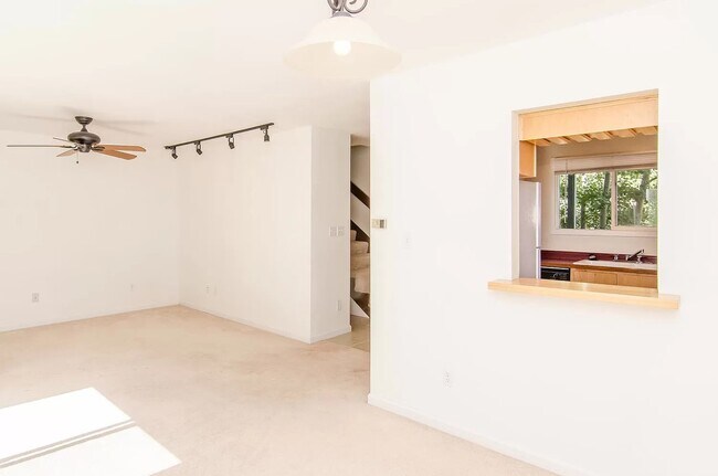 Foto del edificio - 1764 Clear Creek Dr