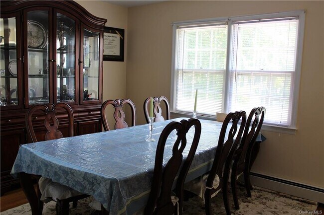 Foto del edificio - 171 Bradley Rd