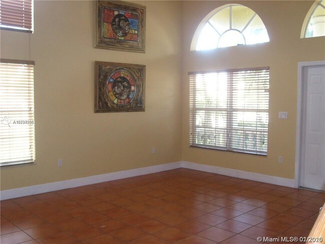 Foto del edificio - 820 SW 142nd Ave