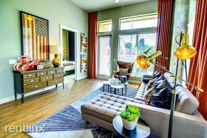 Foto principal - 2 br, 2 bath Flat - 3014 Monticello Ave