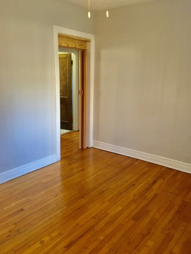 Foto del edificio - 1439 W Lunt Ave