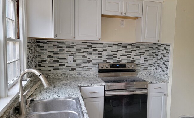 Foto del edificio - 297 S 500 W