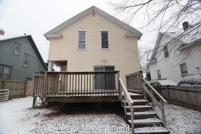 Building Photo - 3 br, 1 bath House - 2107 Washington St.