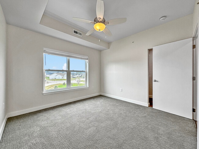 Building Photo - Stratford Pointe