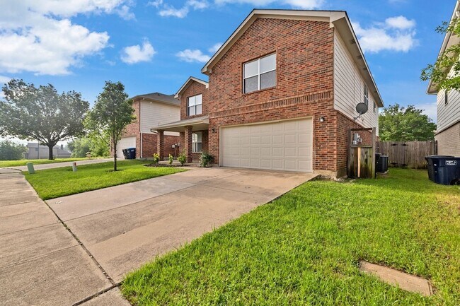 Building Photo - 6205 Winnebago Ct
