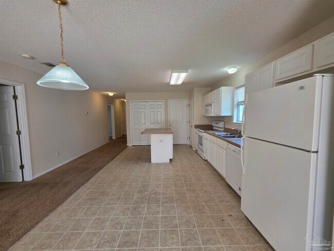 Foto del edificio - 10552 Wilderness Ln