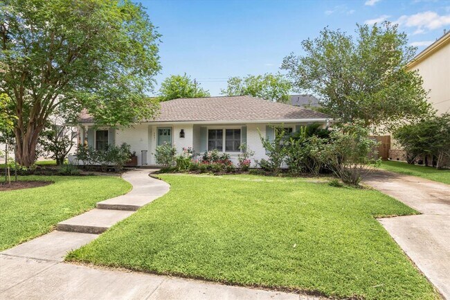 Building Photo - 3831 Linklea Dr