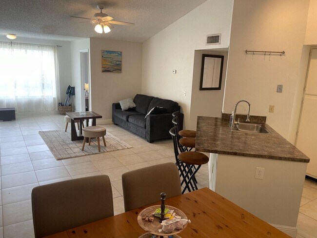 Foto del edificio - 1401 Village Blvd