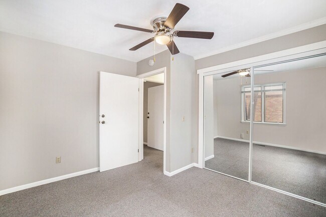 Foto del edificio - 6133 King Hwy