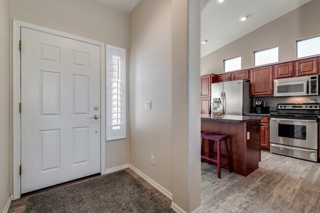 Building Photo - 5116 S Verbena Ct