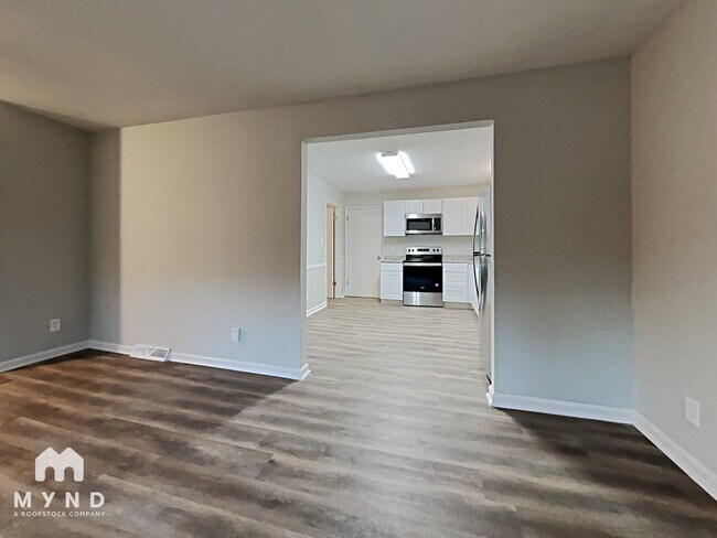 Foto del edificio - 6600 Barrington Dr