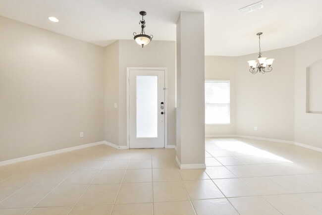 Foto del edificio - 1304 Travertine Terrace