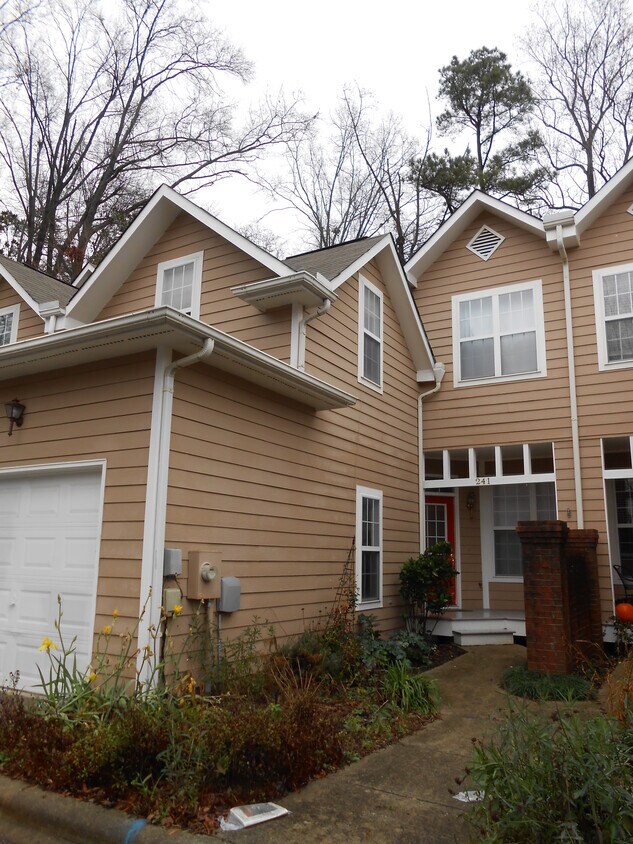 241 Sweet Bay Plz, Carrboro, NC 27510 Townhome Rentals in Carrboro NC