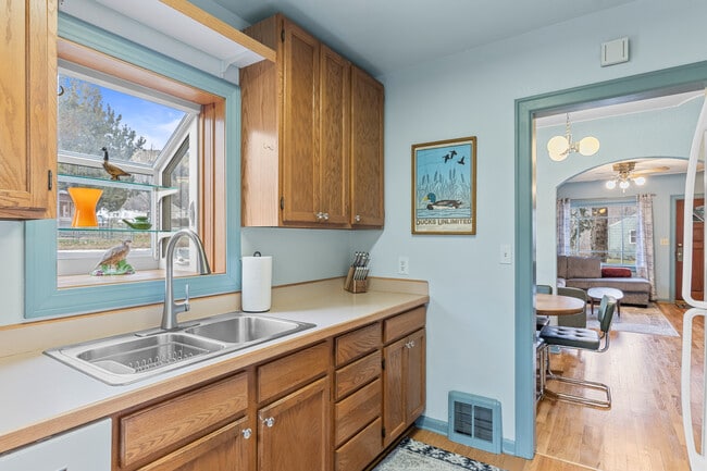 Building Photo - 1148 N 25th St