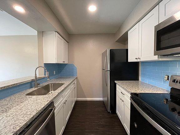 Building Photo - 7315 Housman