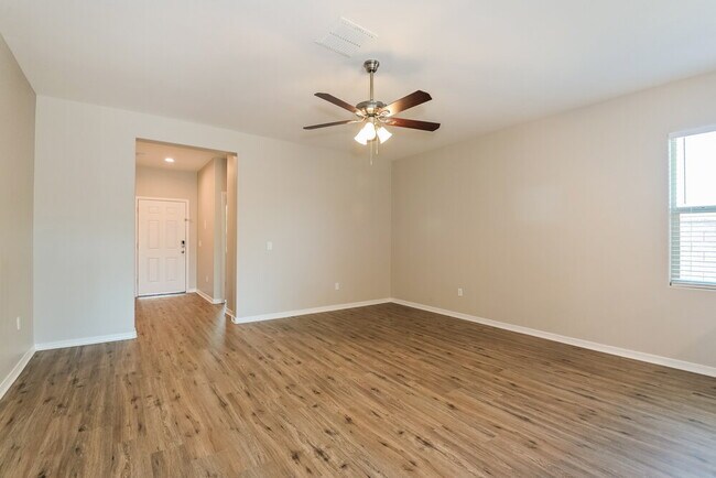 Foto del edificio - 14214 N Spear Point Way