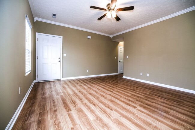 Building Photo - 109 Silver Creek Ct