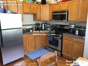 Building Photo - 23 Ware St