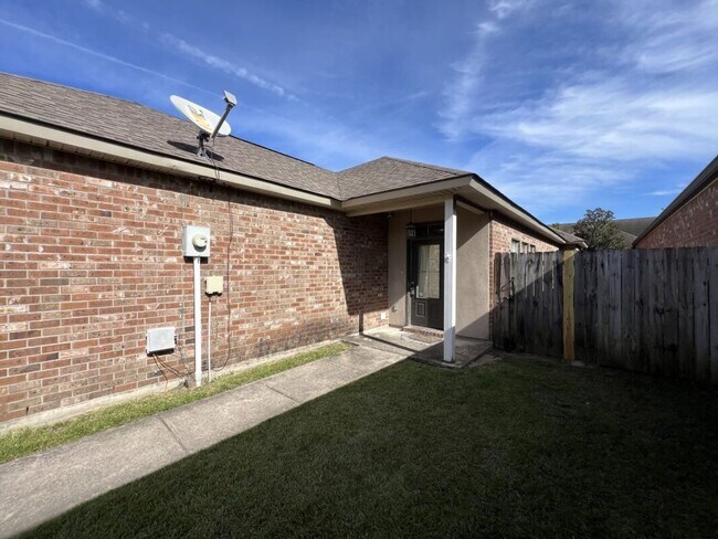 Foto del edificio - Charming 3-bedroom 2-bathroom in South Burbank Neighborhood!
