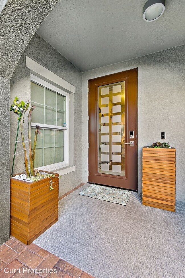 Foto del edificio - 3 br, 2.5 bath House - 131 Redondo Drive